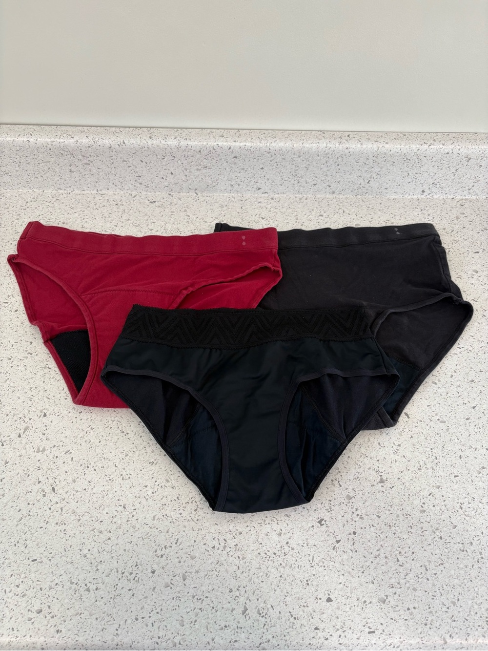 3 Pairs of Thinx Period Underwear Women's Size Medium Red/Black